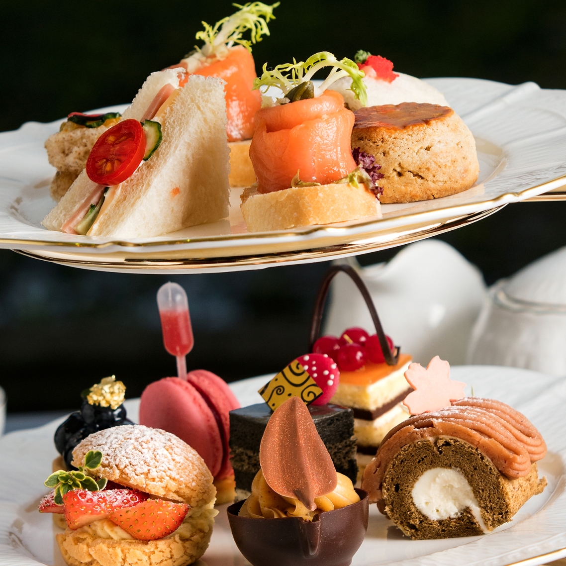 圓山大飯店松鶴餐廳即日起推出「英式下午茶」，每客NT1,100+10%。(2)