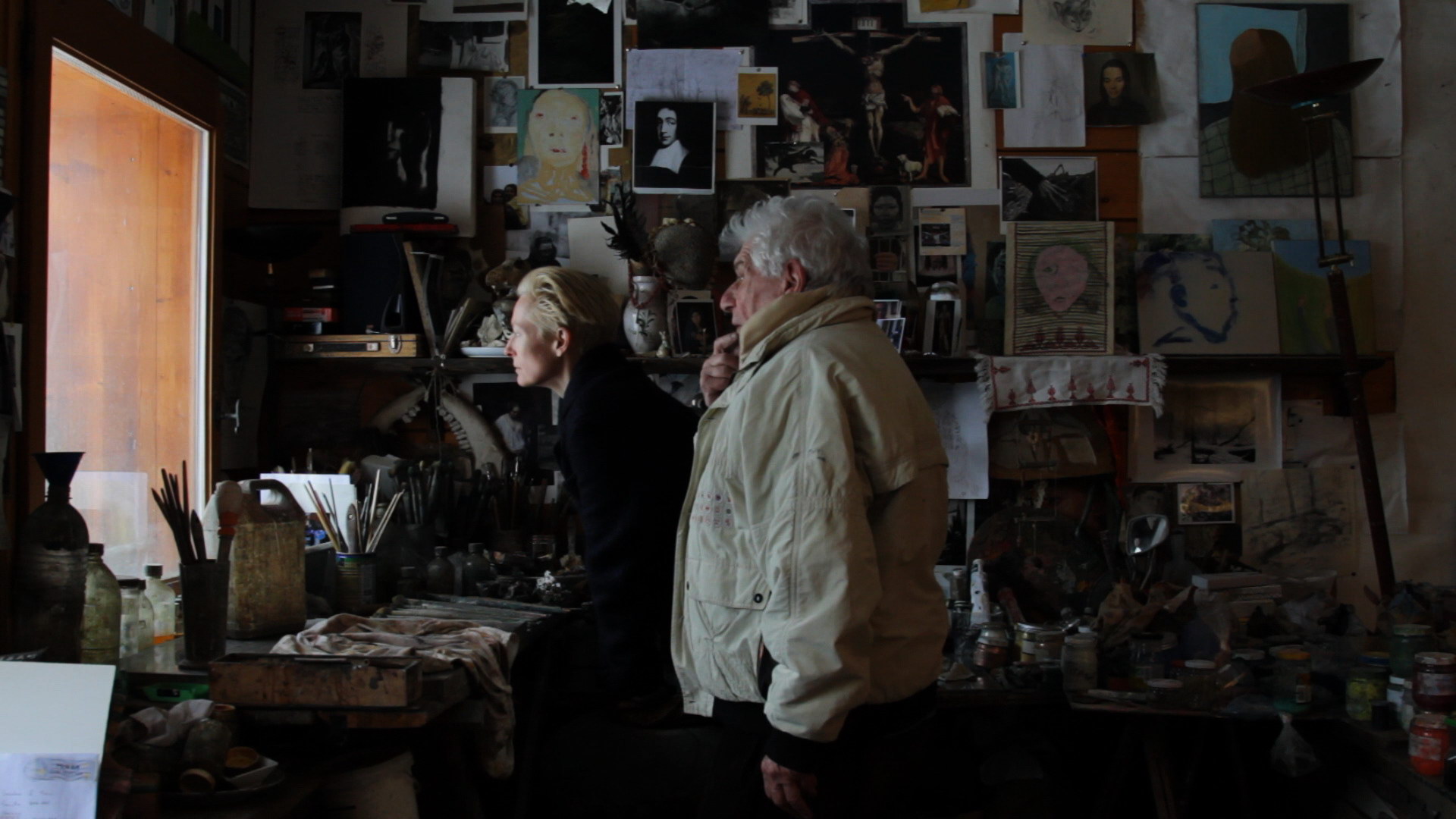 《約翰伯格四季肖像》奧斯卡女星蒂妲絲雲頓(左)當導演，向大師約翰伯格(右)致敬.jpg