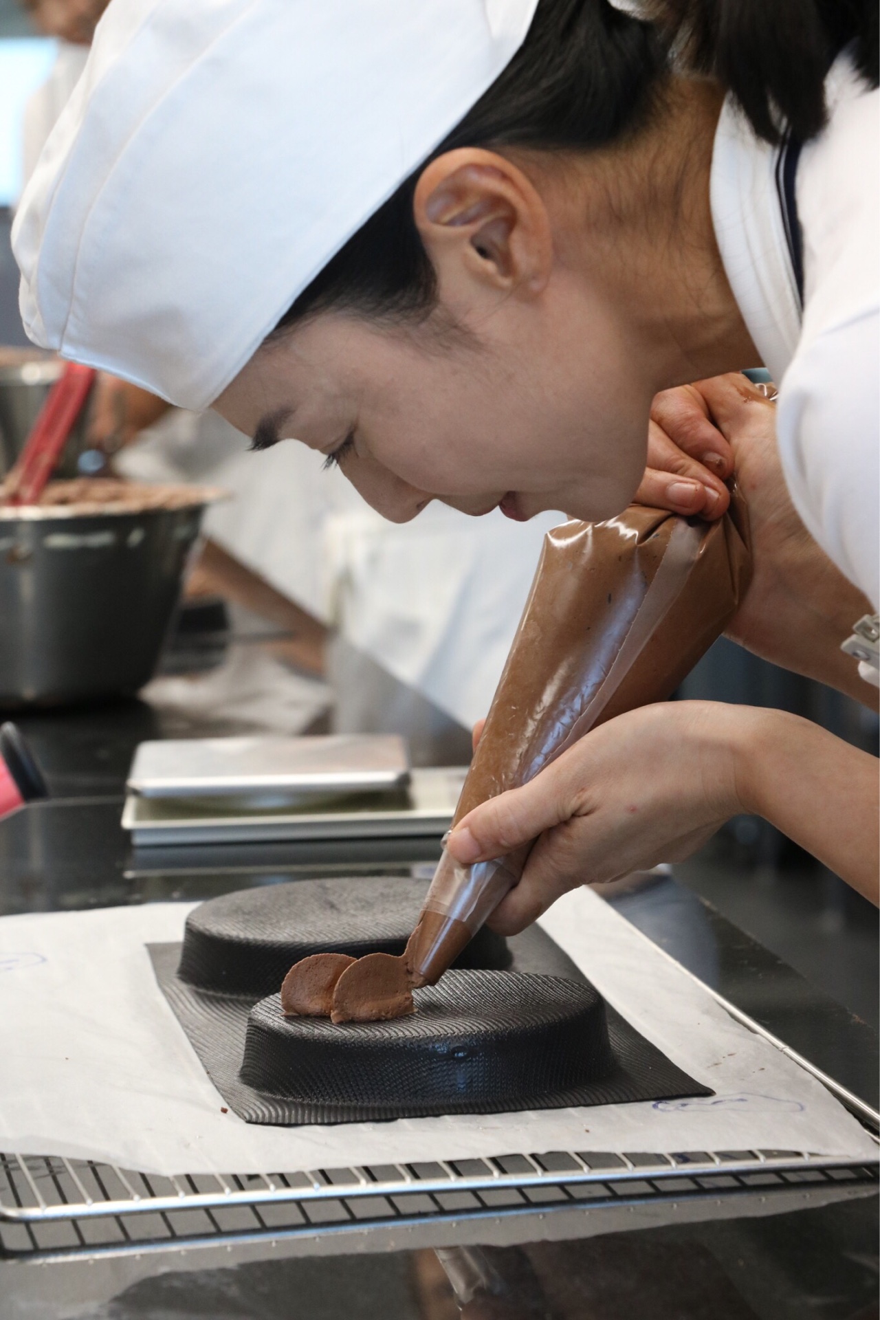 王靜瑩到法國巴黎藍帶學院上烘焙課程2.JPG