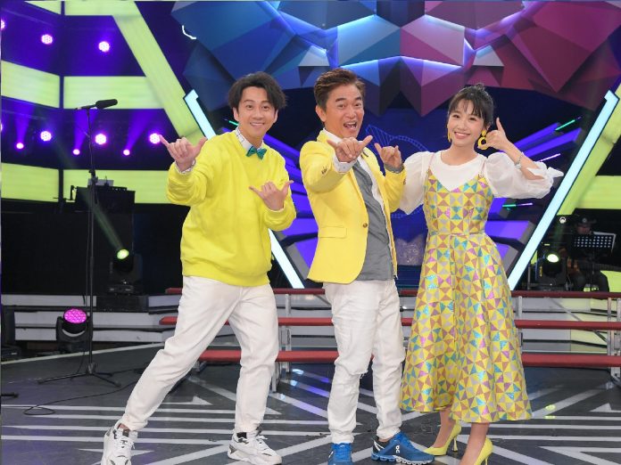 吳宗憲（中）、陳漢典（左）、Lulu以《綜藝大熱門》入圍金鐘。（三立提供）