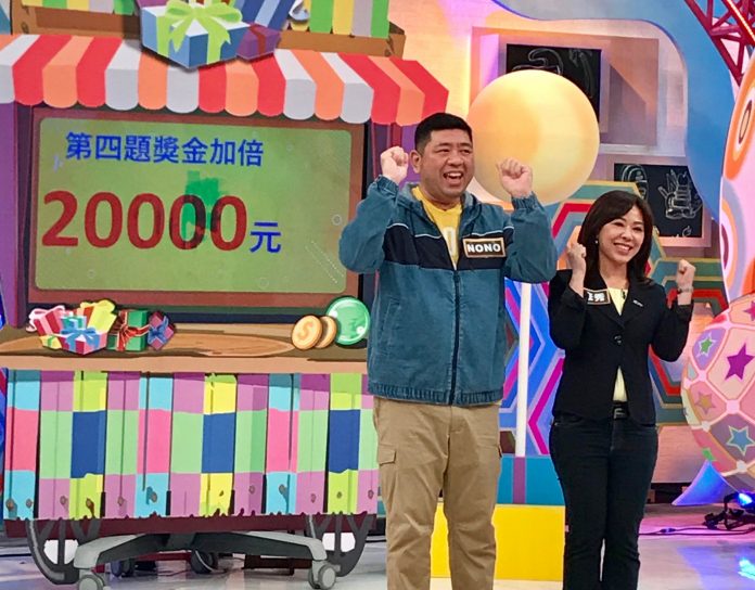 NONO（左）和李彥秀成功為觀眾贏得加倍獎金。（金牌17Ｑ提供）