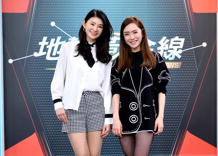 蘇宗怡（左）與楊千霈開心合照。（TVBS提供）