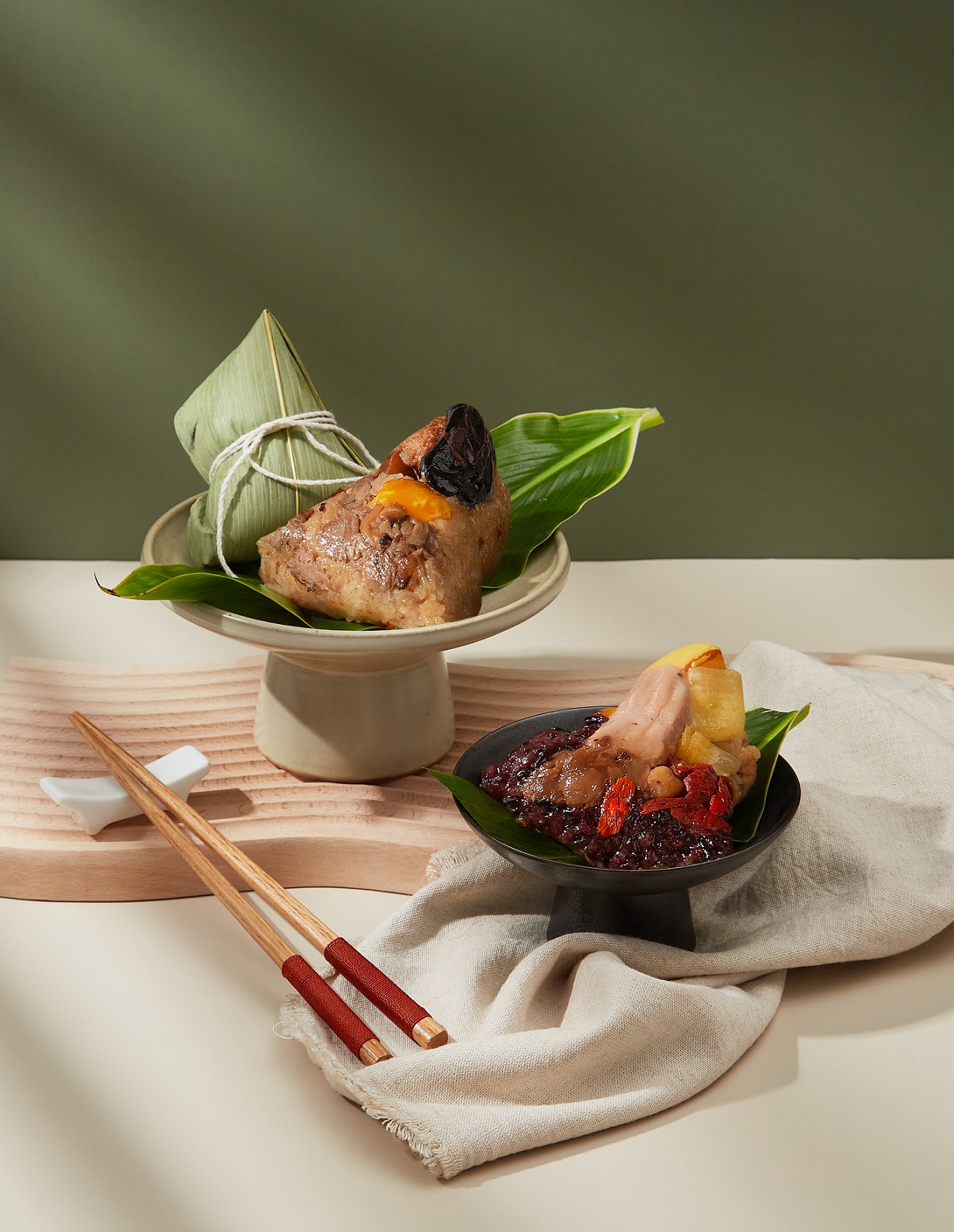 綠原品鹹、甜素粽，甜粽為「桂花珍珠粽禮盒」3入原價699元、優惠價499元。(​​Global Mall 提供)
